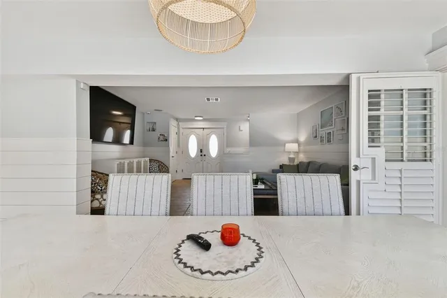 $10,000 | 2822 West Vina Del Mar Boulevard, St. Pete Beach, FL 33706