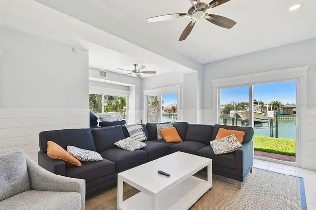 $10,000 | 2822 West Vina Del Mar Boulevard, St. Pete Beach, FL 33706