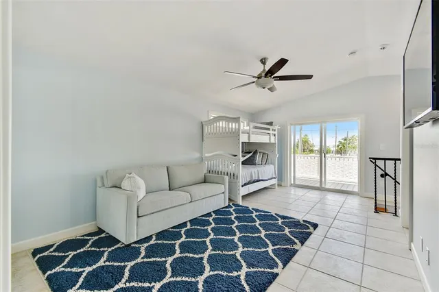 $10,000 | 2822 West Vina Del Mar Boulevard, St. Pete Beach, FL 33706