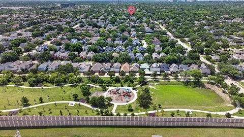 $815,000 | 18719 Thorntree Lane, Dallas, TX 75252
