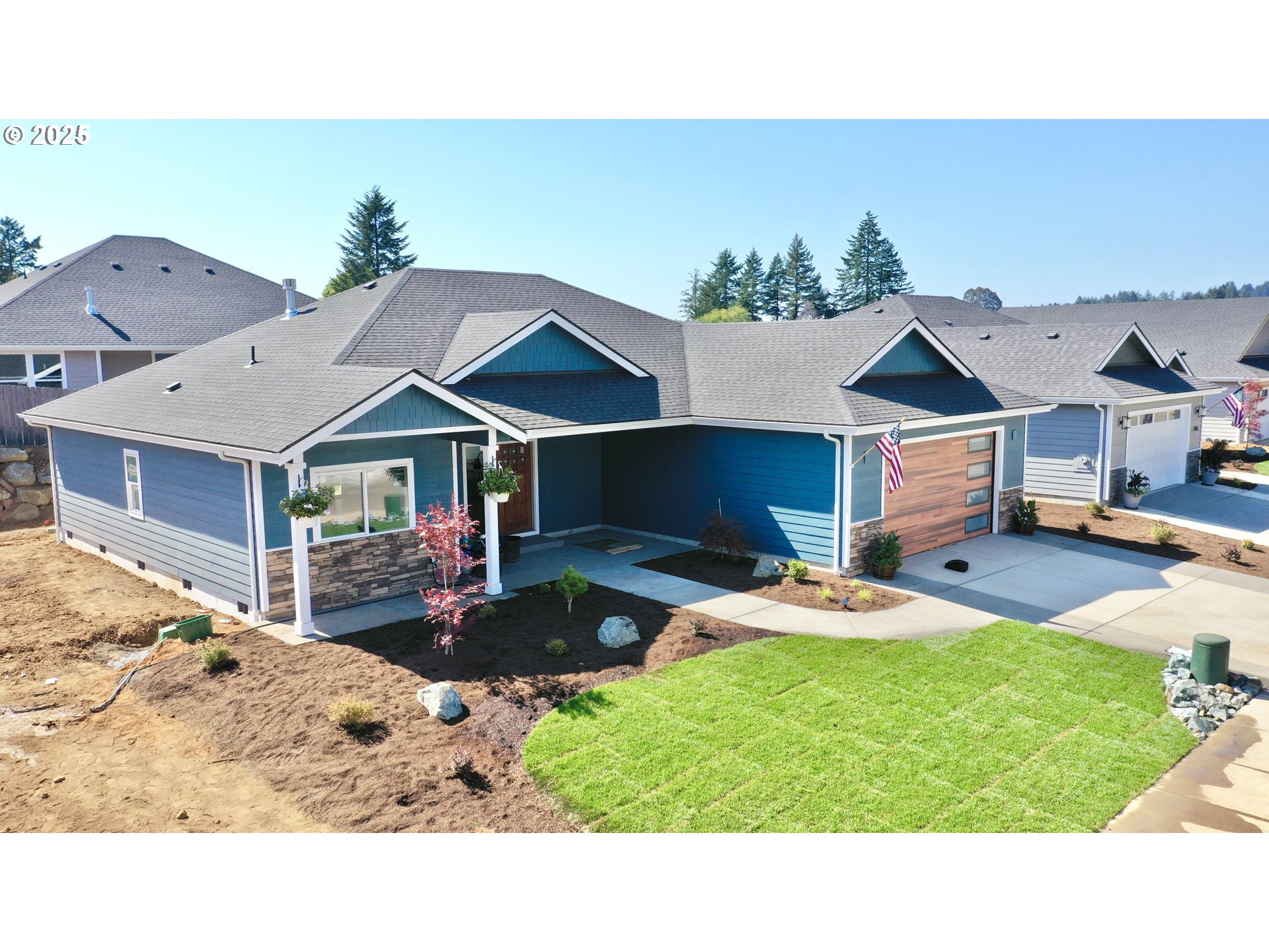 1232 Lighthouse Lane Brookings, OR 97415 - Photo 28 of 43 Bathroom, Attached