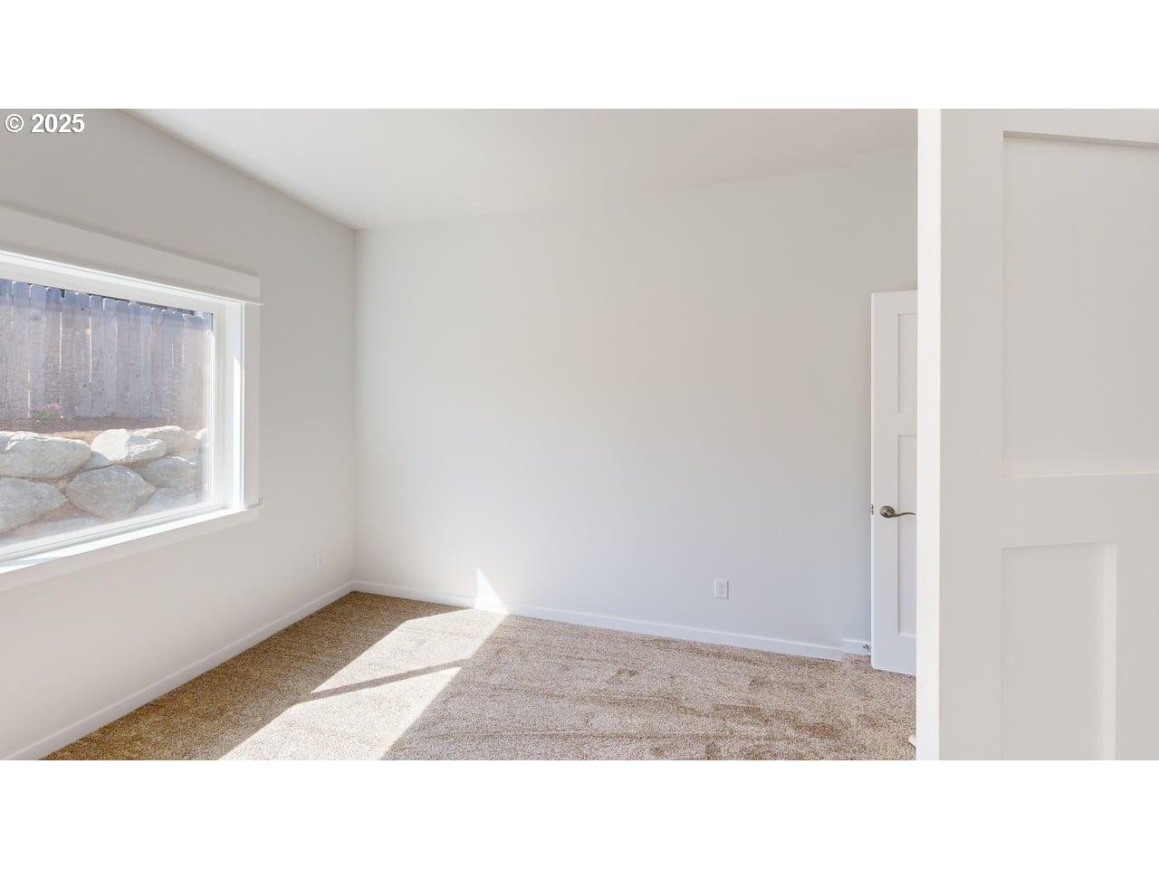 1232 Lighthouse Lane Brookings, OR 97415 - Photo 37 of 43 Laundry