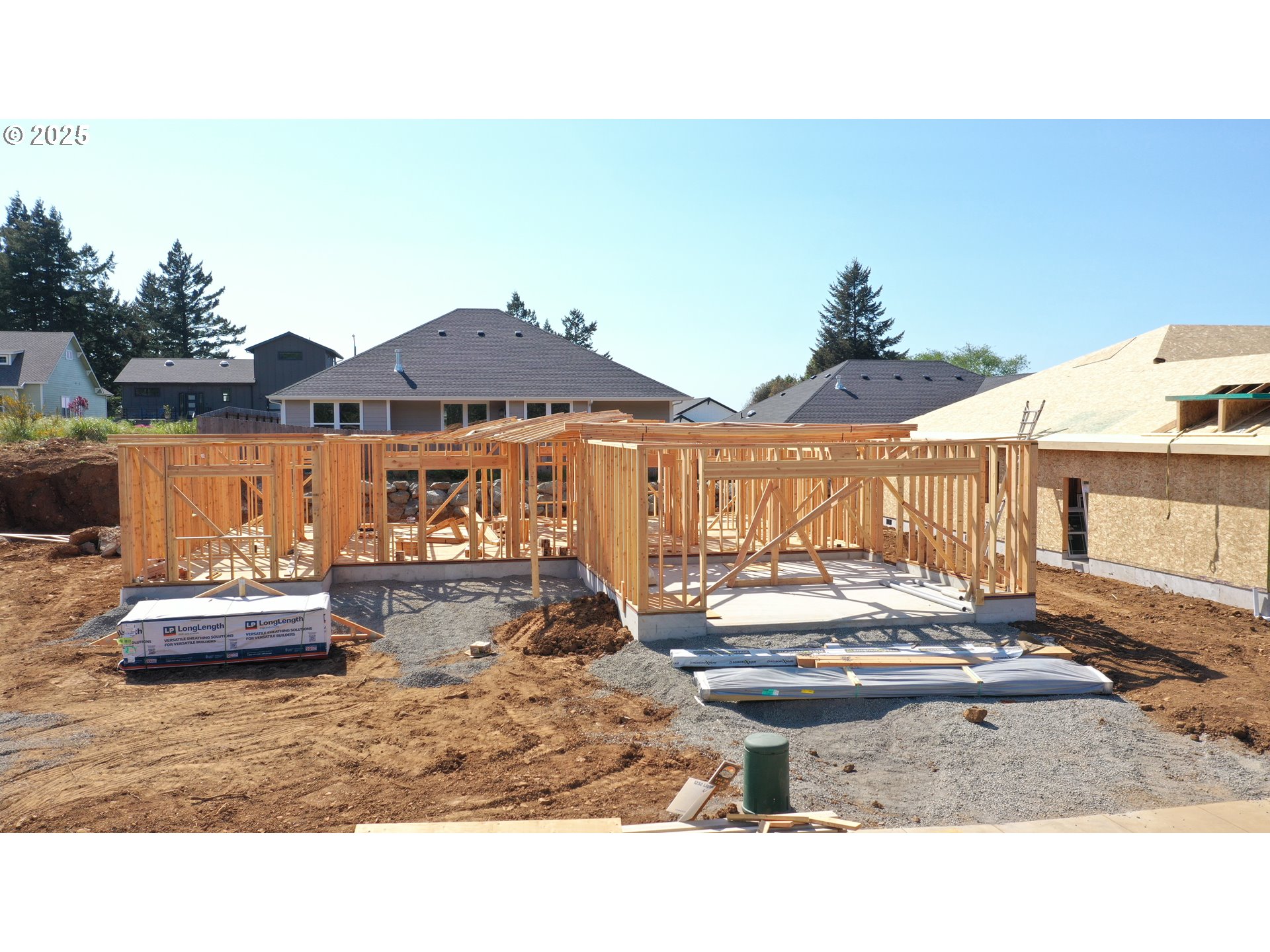 1232 Lighthouse Lane Brookings, OR 97415 - Photo 8 of 43 Living Room