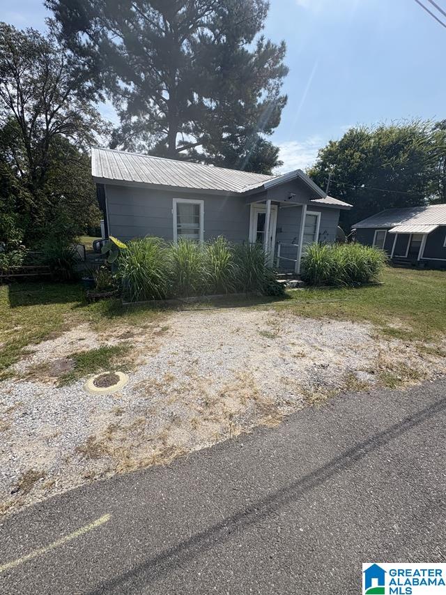 104 12th Street Clanton, AL 35045 - Photo 1 of 6