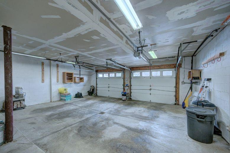 1103 O'Block Road Pittsburgh, PA 15239 - Photo 20 of 25 Gallery Image 20