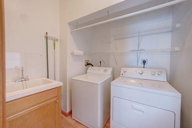 1103 O'Block Road Pittsburgh, PA 15239 - Photo 10 of 25 Gallery Image 10