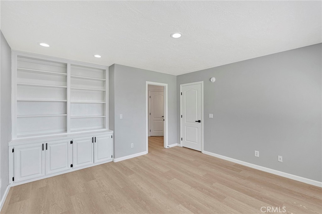 16731 Iwa Road Apple Valley, CA 92307 - Photo 30 of 70