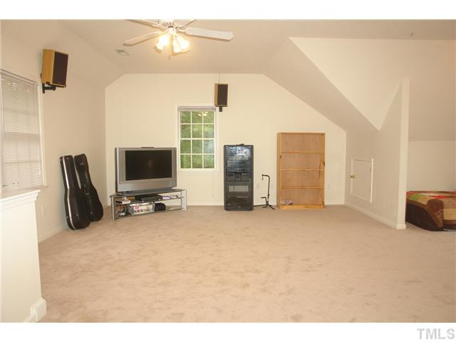 10000 Bradwell Court Raleigh, NC 27613 - Photo 19 of 25 Photo 19