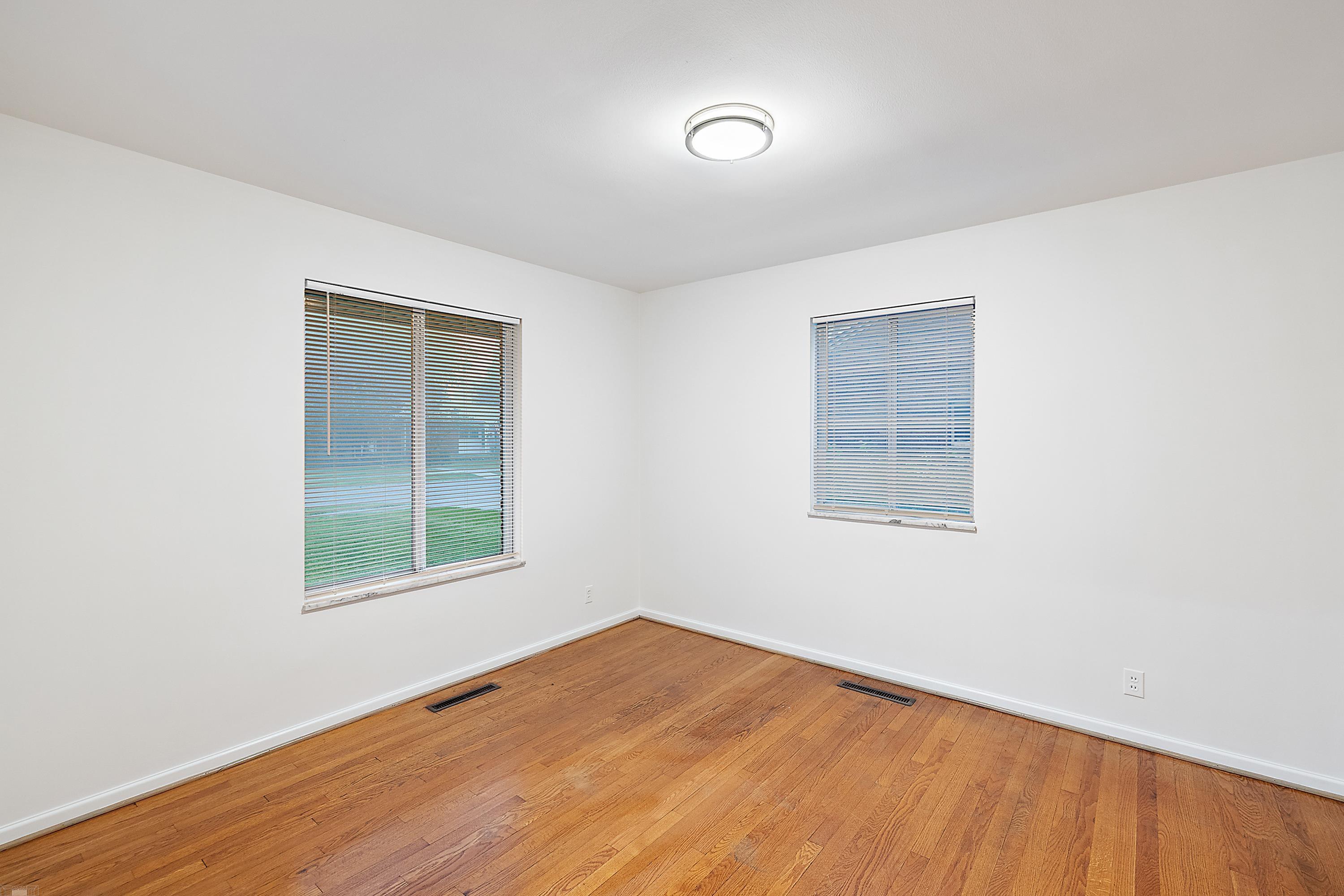426 Barclay Road Grosse Pointe, MI 48236 - Photo 17 of 38 Bedroom #1
