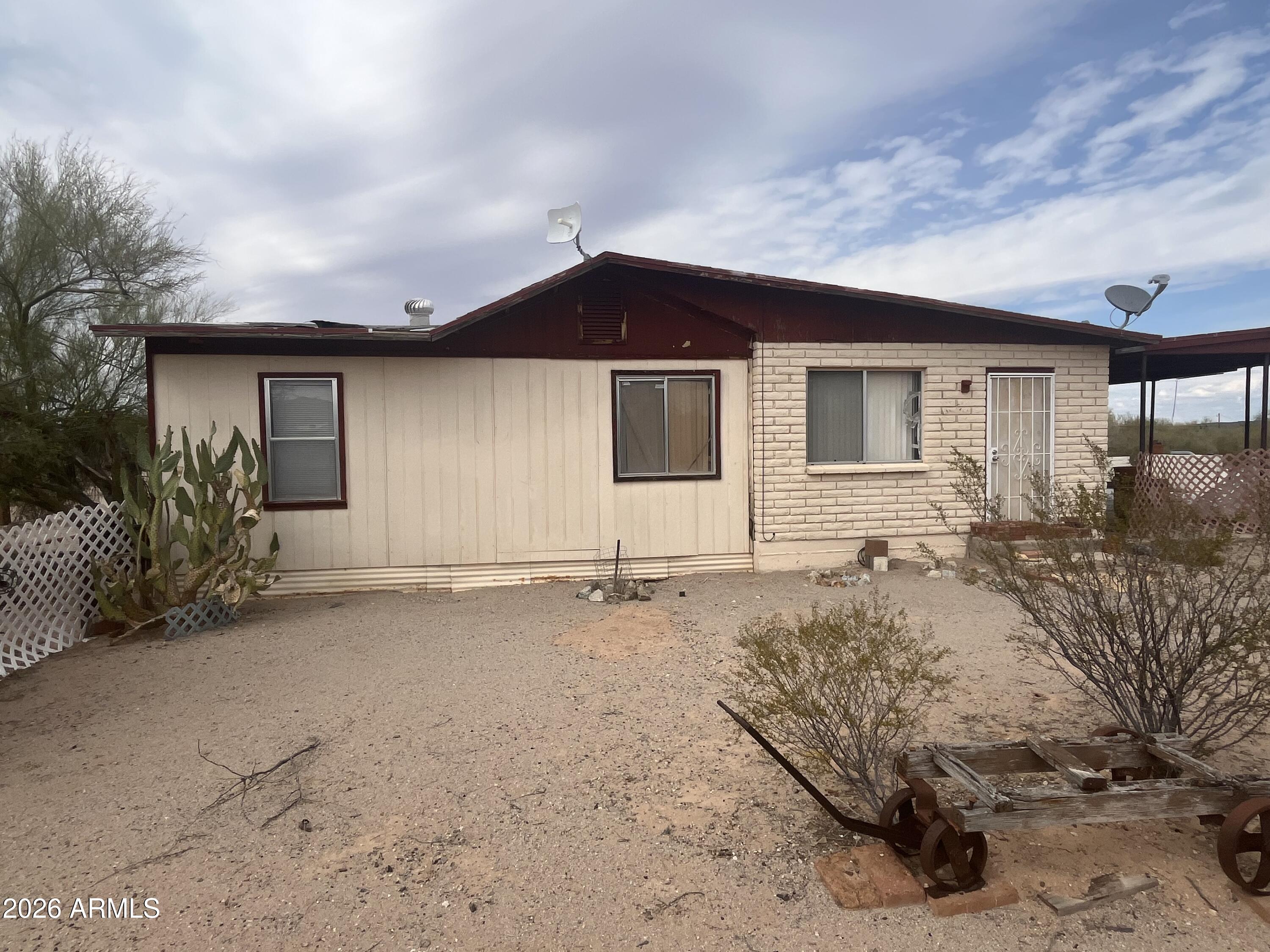 3610 North Elliott Road Ajo, AZ 85321 - Photo 2 of 20 3610 Elliott South Side 2