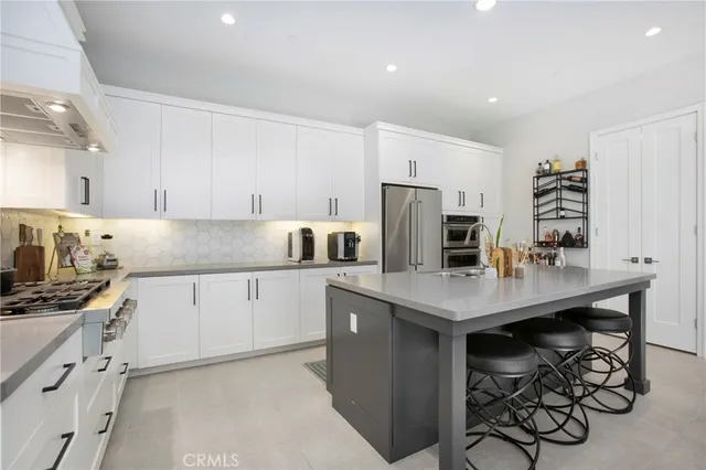 $2,399,000 | 120 Lomita, Irvine, CA 92618