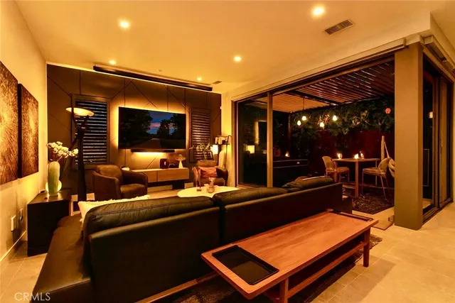 $2,399,000 | 120 Lomita, Irvine, CA 92618