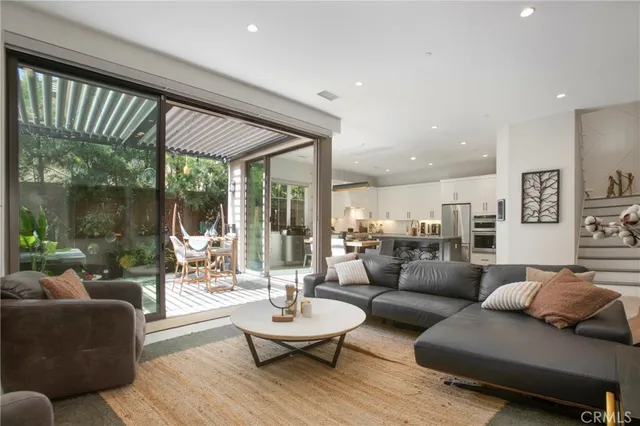 $2,399,000 | 120 Lomita, Irvine, CA 92618