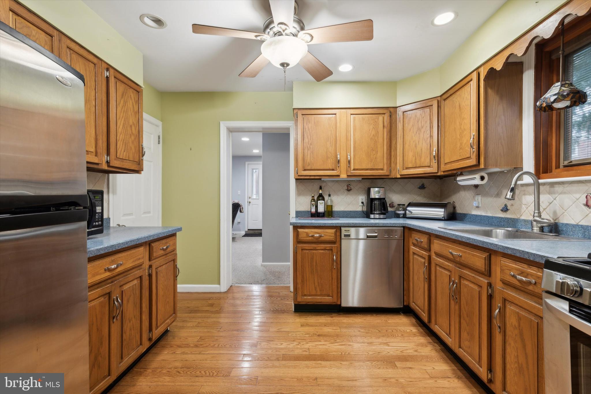 552 Achille Road Havertown, PA 19083 - Photo 8 of 29 Galley Kitchen