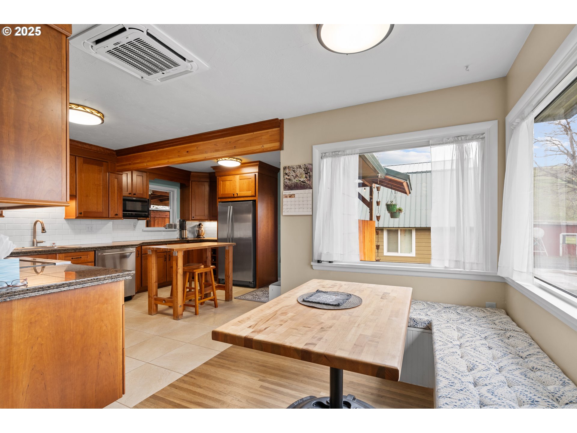 46285 Adams Road Pendleton, OR 97801 - Photo 11 of 42