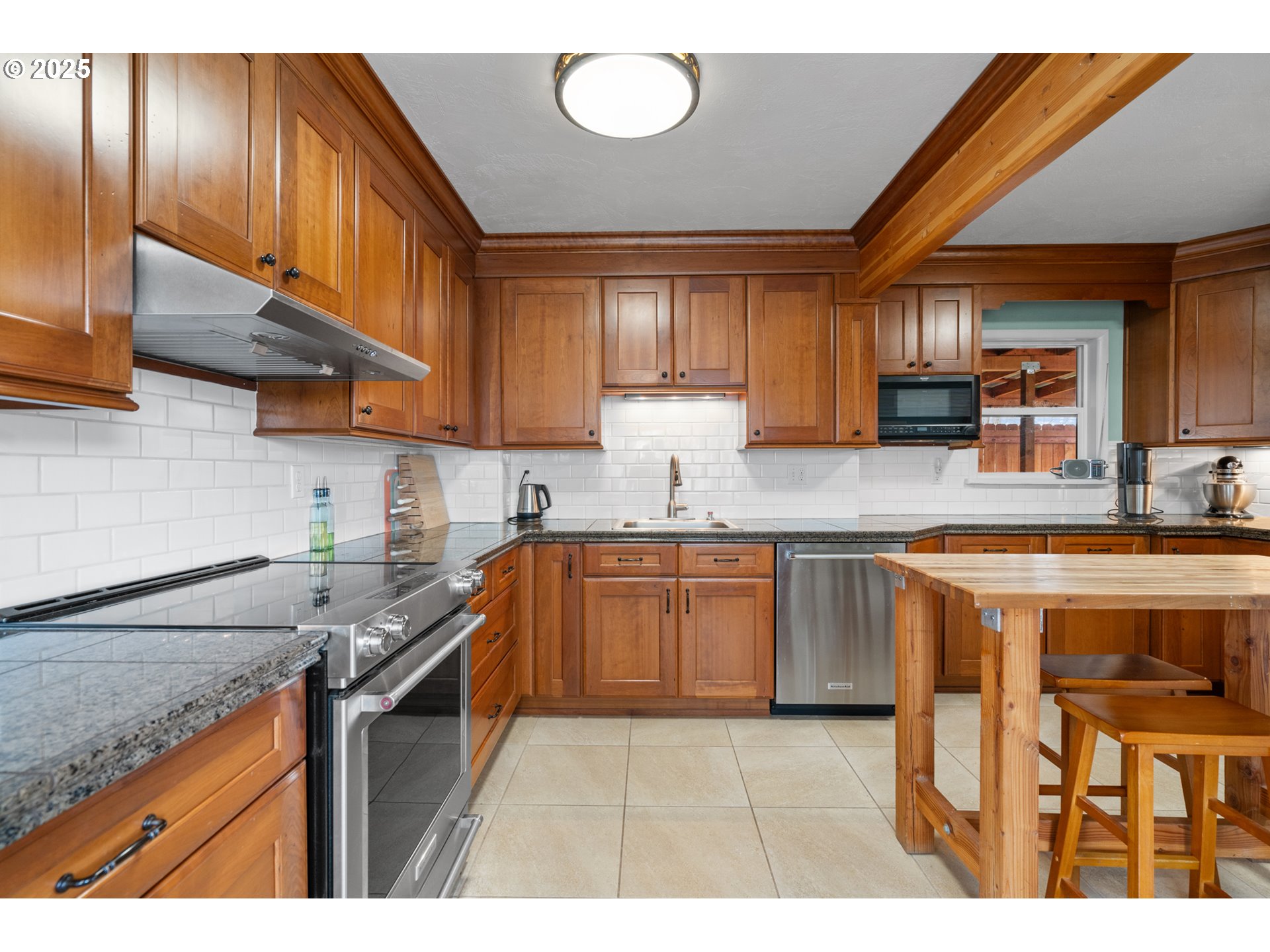 46285 Adams Road Pendleton, OR 97801 - Photo 9 of 42