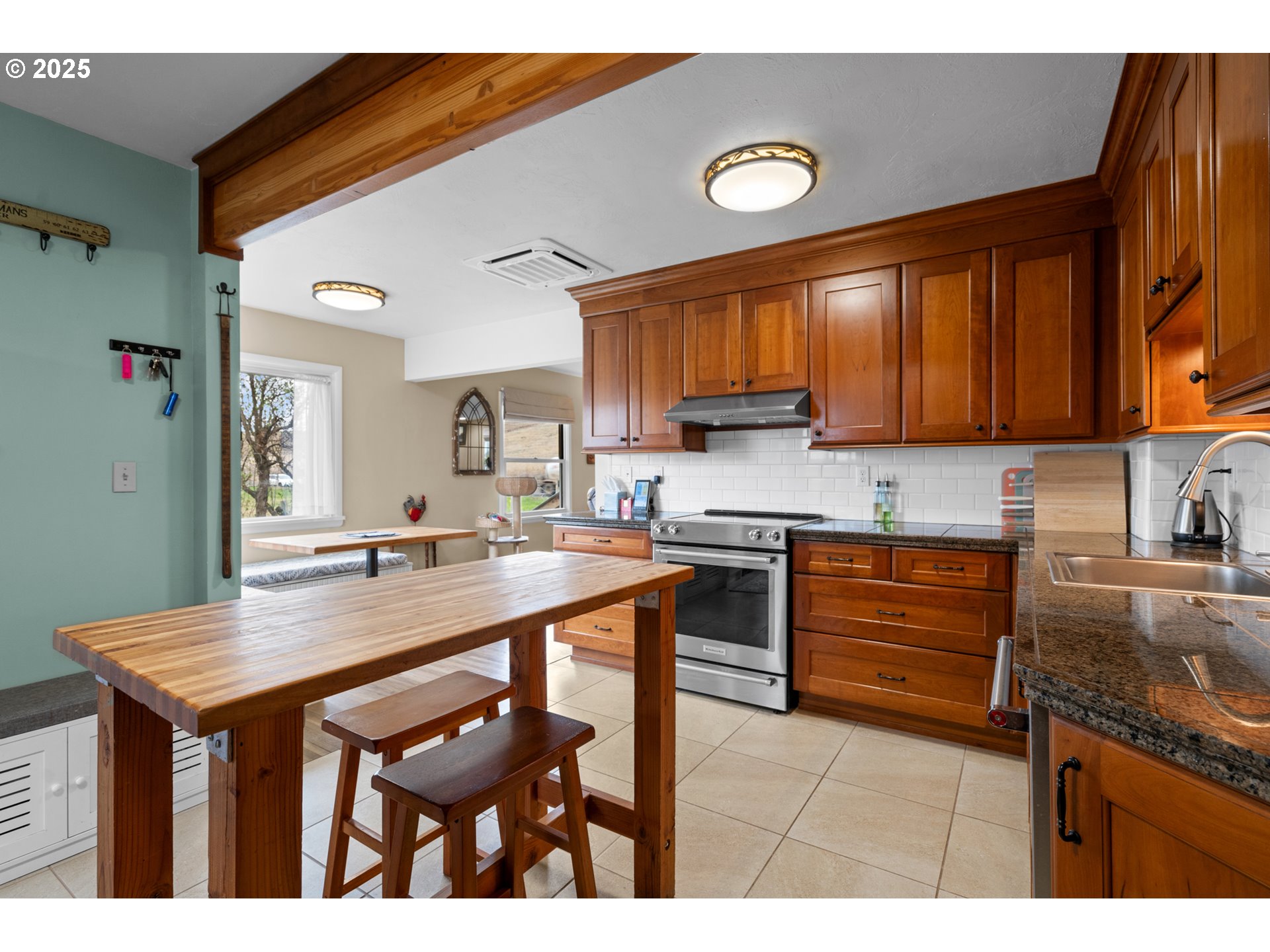 46285 Adams Road Pendleton, OR 97801 - Photo 10 of 42