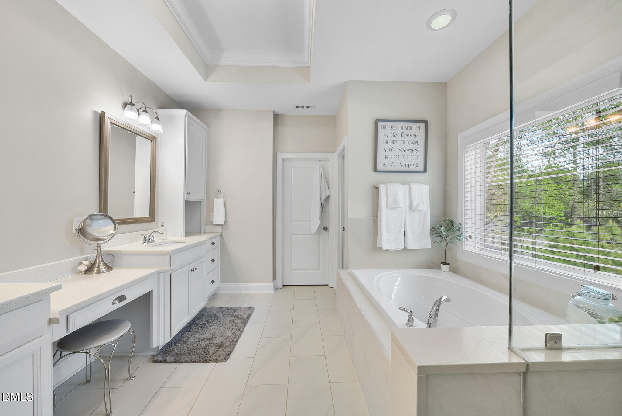 11808 Friendship Oak Trail Raleigh, NC 27613 - Photo 21 of 43 Primary Bathroom