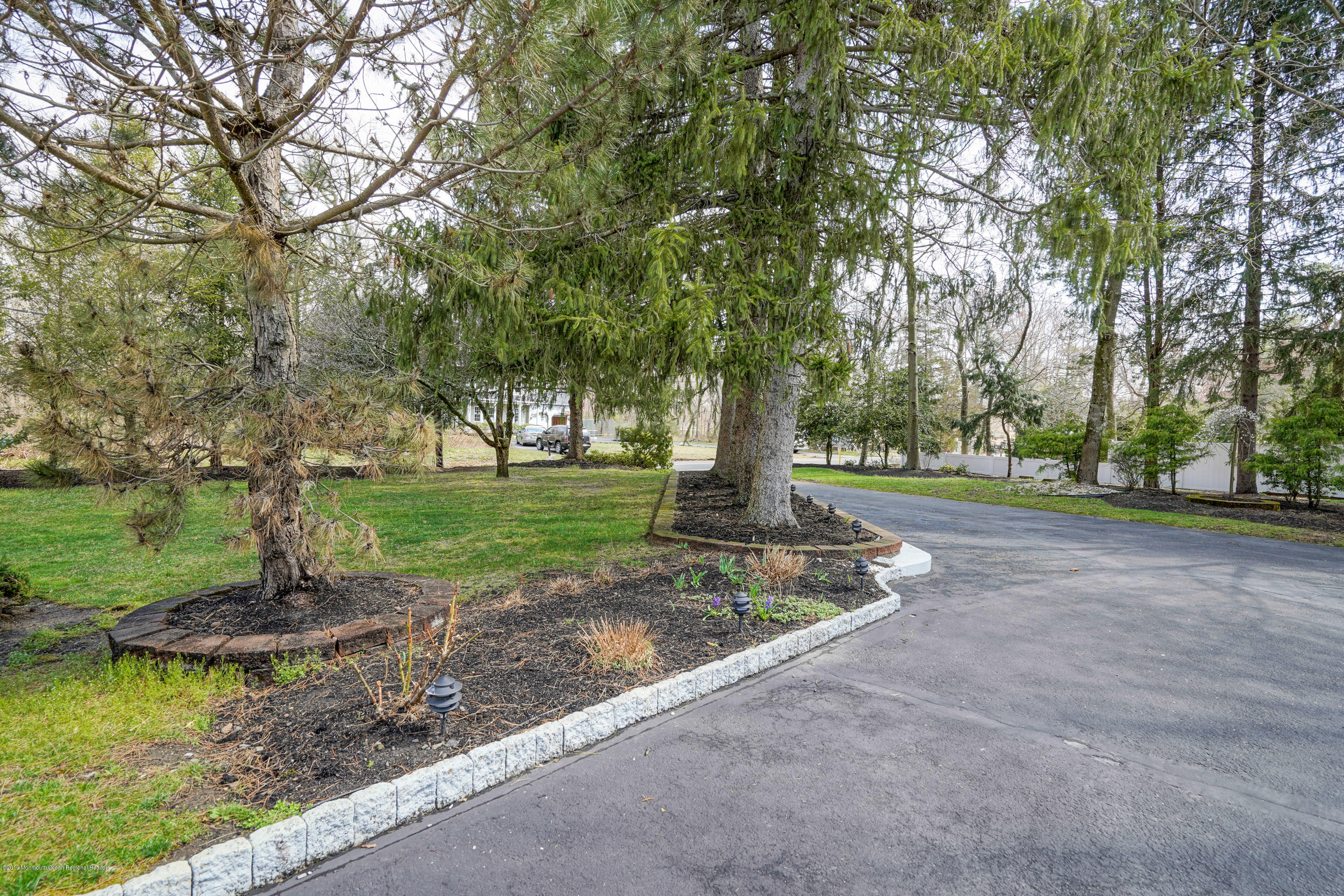 341 Stone Hill Road Freehold, NJ 07728 - Photo 54 of 64 Exterior-Driveway1