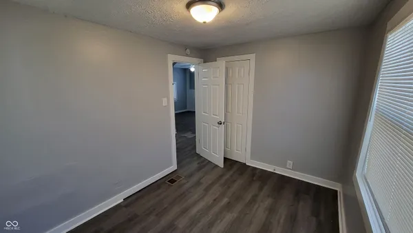 $999 | 402 North Bradley Avenue, Indianapolis, IN 46201