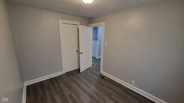 $999 | 402 North Bradley Avenue, Indianapolis, IN 46201