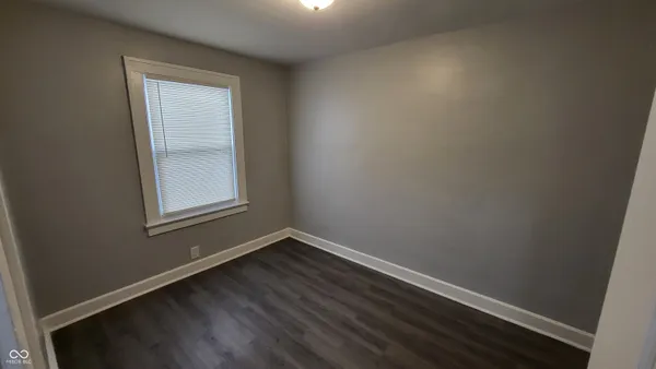 $999 | 402 North Bradley Avenue, Indianapolis, IN 46201