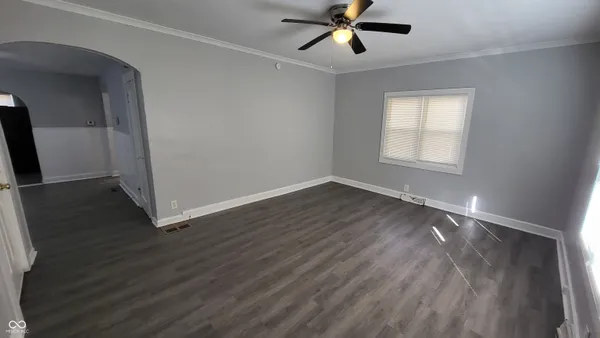 $999 | 402 North Bradley Avenue, Indianapolis, IN 46201