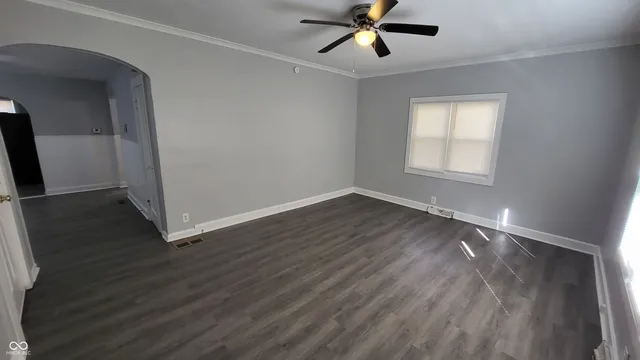 $1,100 | 402 North Bradley Avenue, Indianapolis, IN 46201