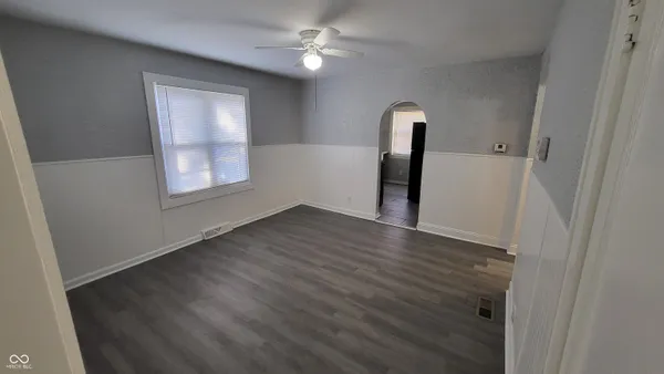 $999 | 402 North Bradley Avenue, Indianapolis, IN 46201