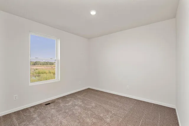 $349,900 | 451 Vly Drive West, Annandale, MN 55302