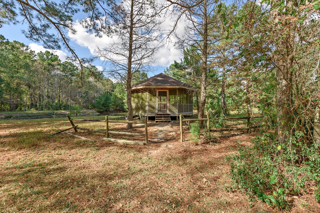 242 Providence Road Slocomb, AL 36375 - Photo 40 of 55 Gazebo