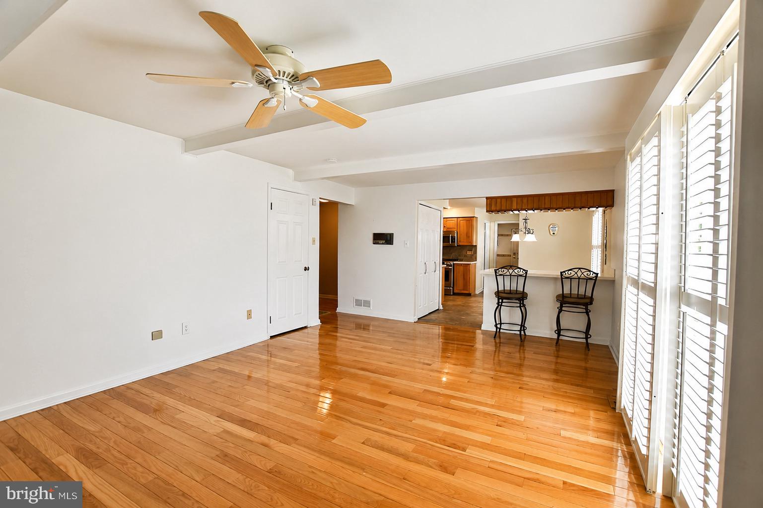 44 Brookline Clementon, NJ 08021 - Photo 11 of 35 Family Room