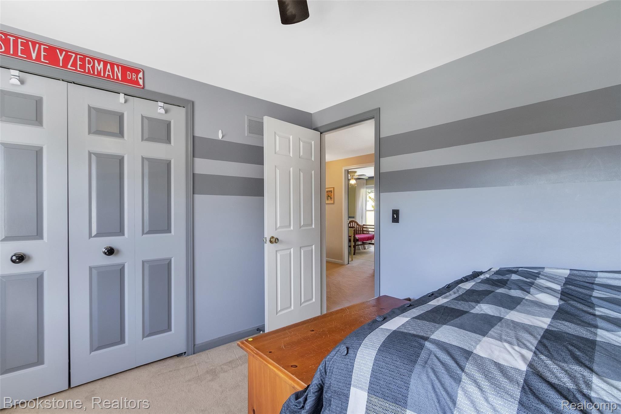 1387 Royal Crescent Street Rochester, MI 48306 - Photo 25 of 33 31-1387-Royal-Crescent-St-WindowSti.jpg