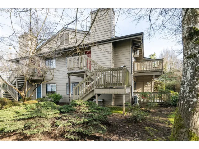 $290,000 | 1927 Lake Isle Drive, Eugene, OR 97401