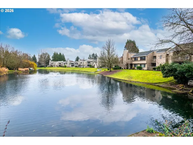 $290,000 | 1927 Lake Isle Drive, Eugene, OR 97401