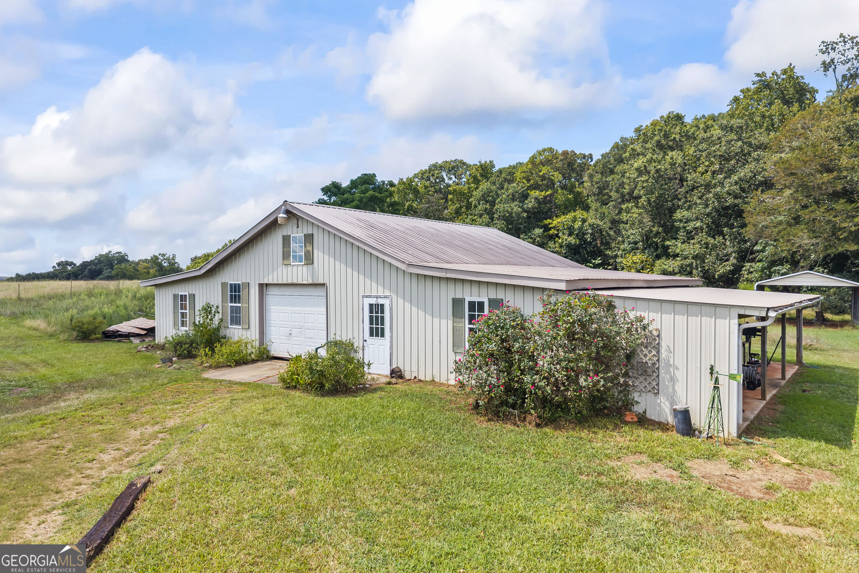 1655 Akin Road Carnesville, GA 30521 - Photo 5 of 51 Gallery Image 5