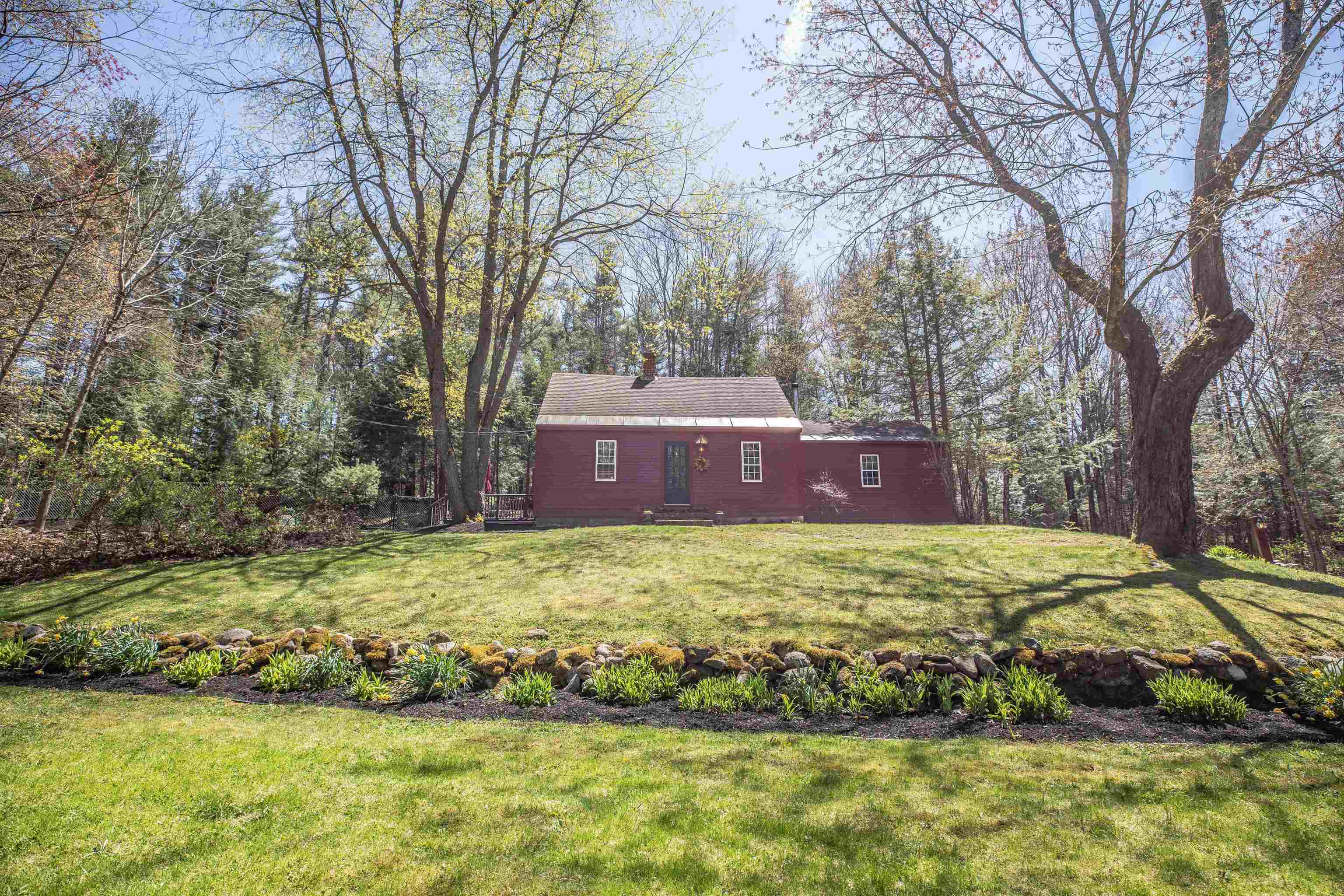 581 Sand Hill Road Peterborough, NH 03458 - Photo 2 of 39