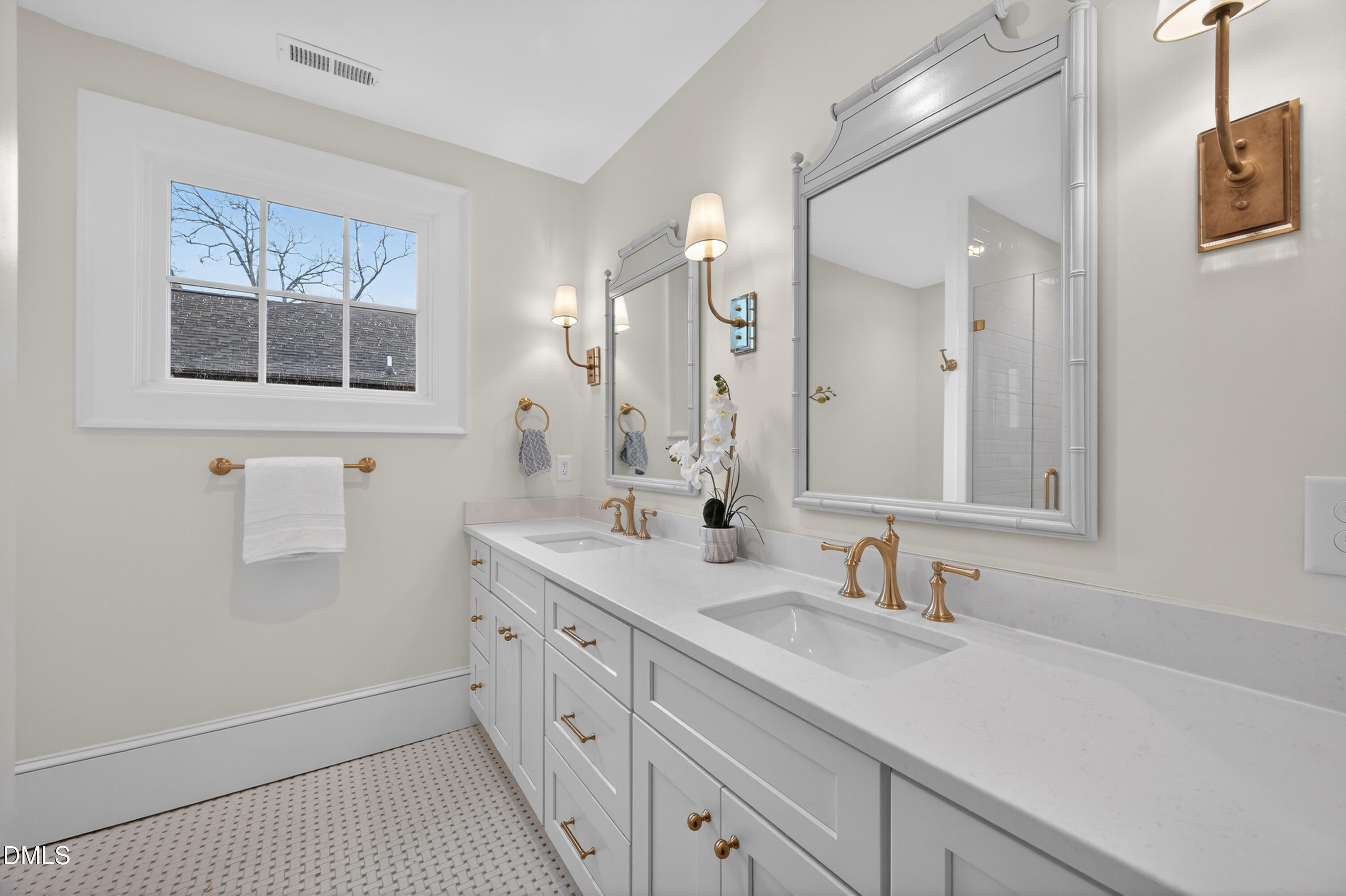 205 Woodburn Road Raleigh, NC 27605 - Photo 22 of 46 97-print-205-woodburn-rd