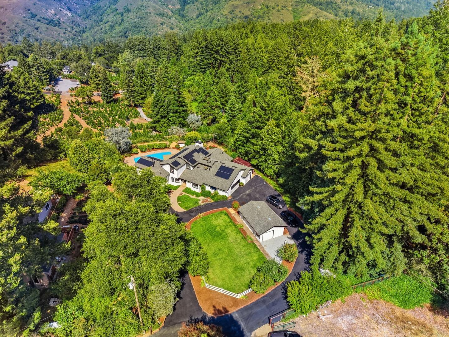 17575 Mountain Charlie Road Los Gatos, CA 95033 - Photo 48 of 62 Gallery Image 48