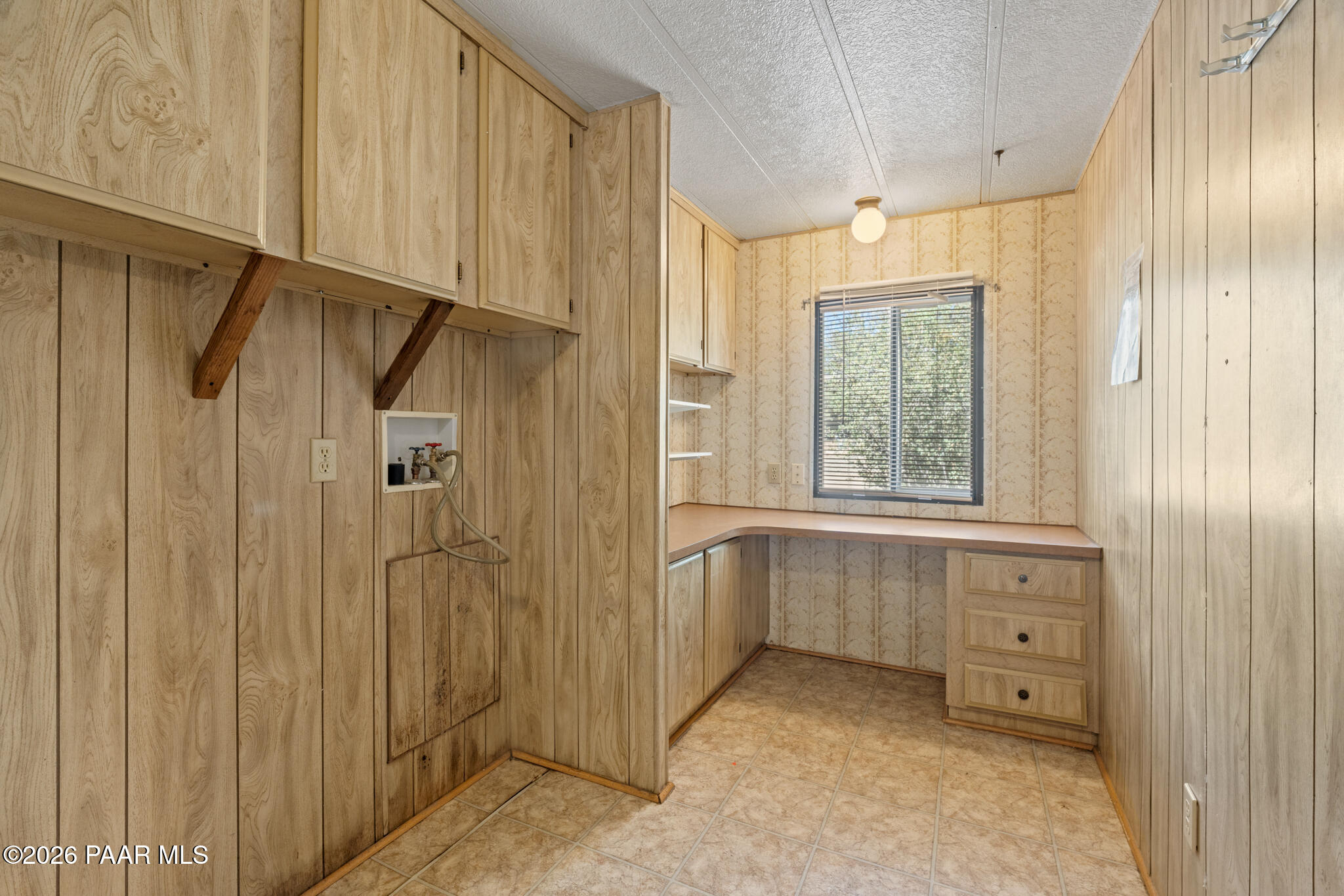 1526 Private Road Prescott, AZ 86301 - Photo 18 of 27 Laundry - 1526 Private Dr