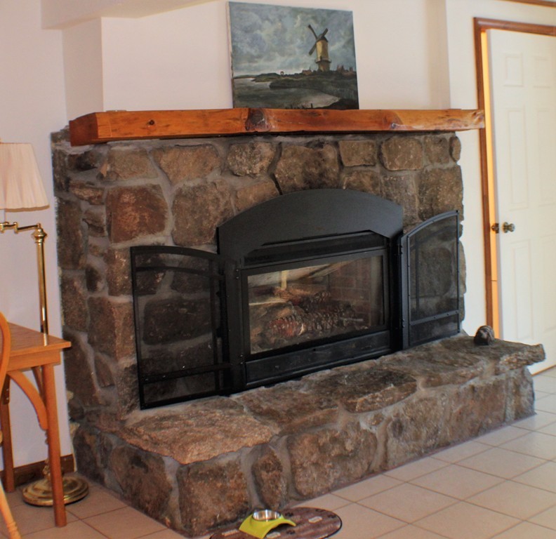 17 Fiske Hill Road Sturbridge, MA 01566 - Photo 12 of 18 Gallery Image 12