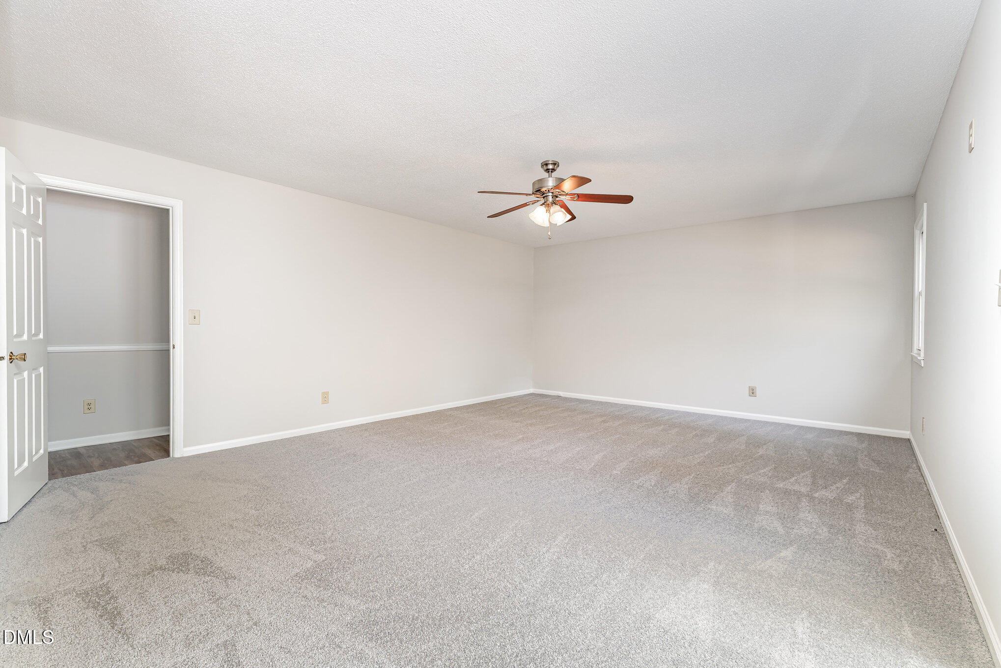 110 Rose Circle Dunn, NC 28334 - Photo 9 of 37 an empty room