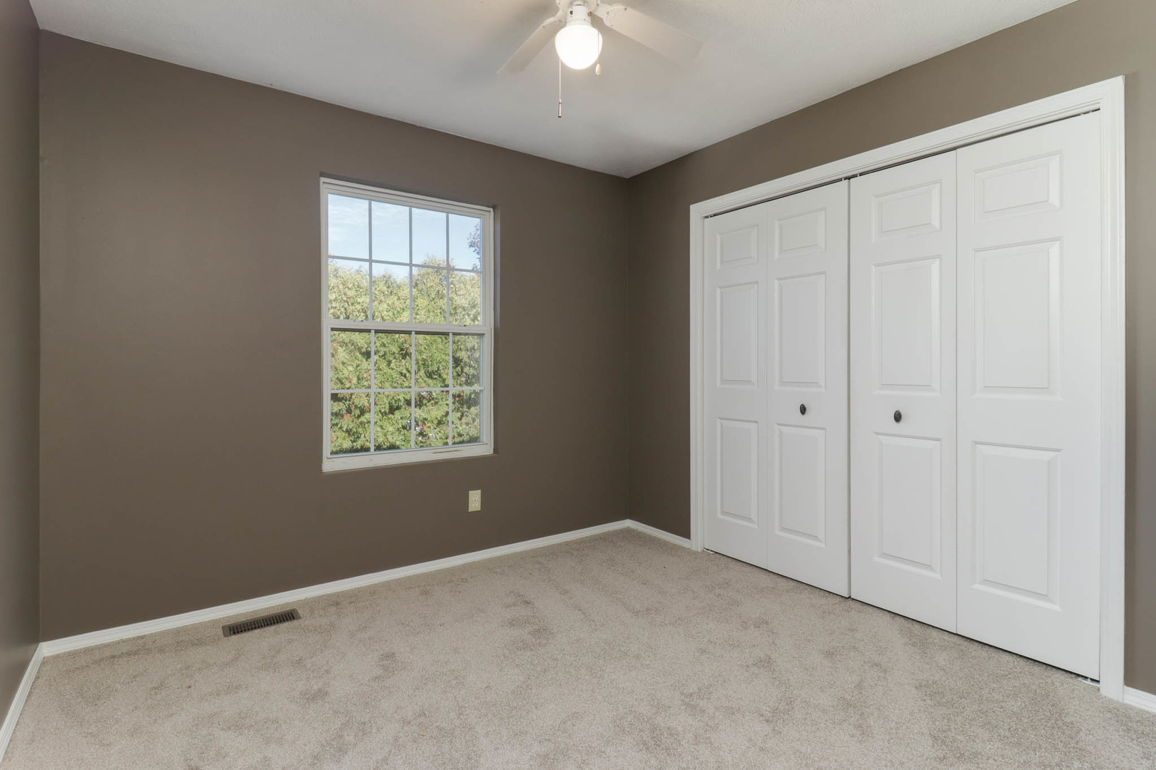 230 Parktrail Road Normal, IL 61761 - Photo 24 of 37 an empty room with windows and closet