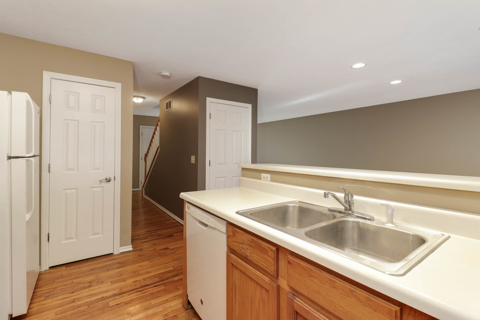 230 Parktrail Road Normal, IL 61761 - Photo 10 of 37 a bathroom with a sink and a mirror