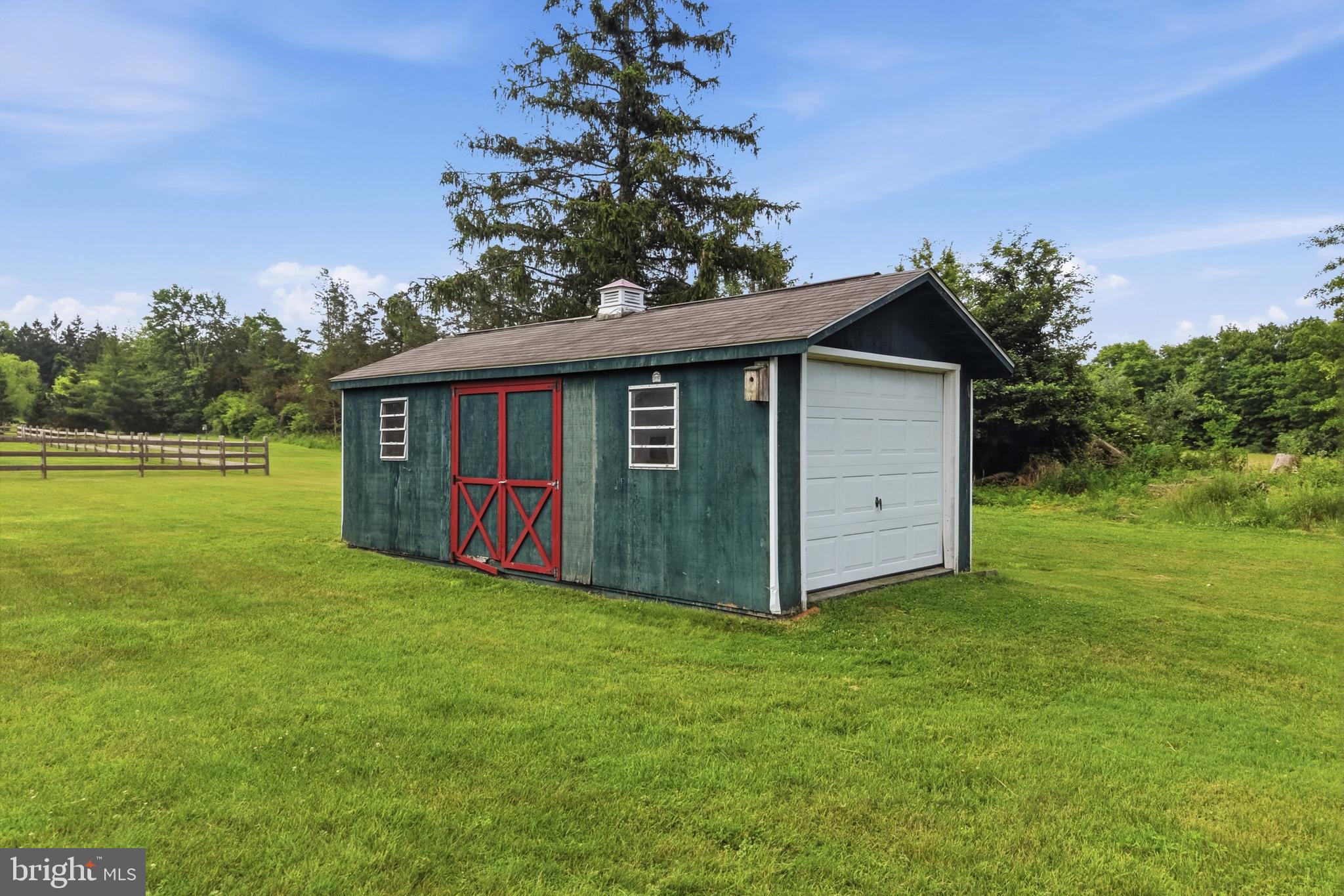 86 Whites Mill Road Green Lane, PA 18054 - Photo 13 of 95
