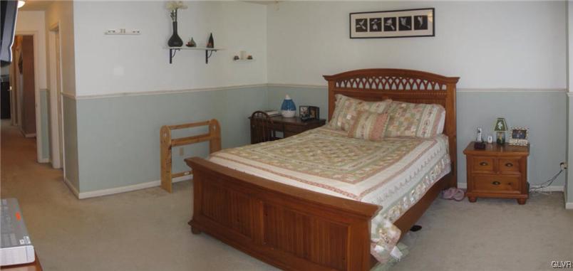 1269 Old Gate Road Northampton, PA 18067 - Photo 11 of 17 Gallery Image 11