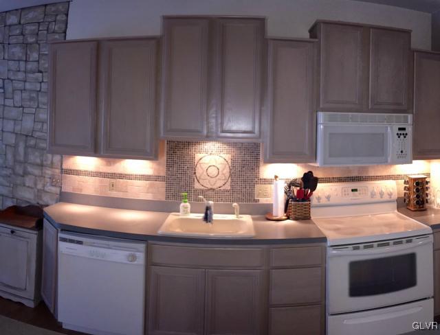1269 Old Gate Road Northampton, PA 18067 - Photo 6 of 17 Gallery Image 6