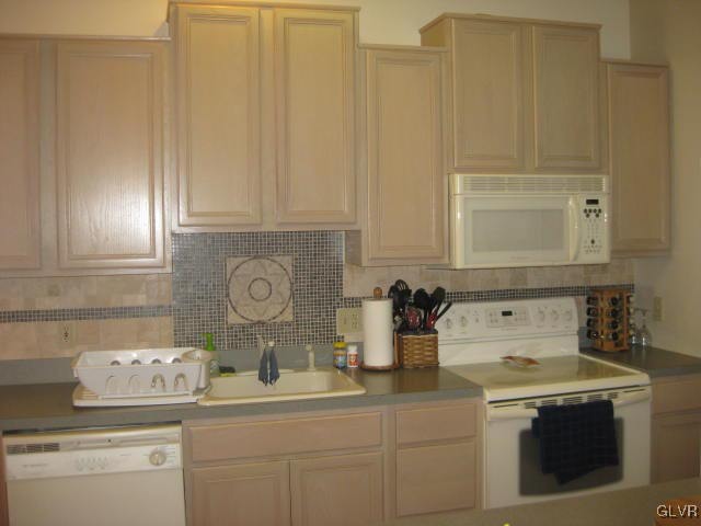 1269 Old Gate Road Northampton, PA 18067 - Photo 7 of 17 Gallery Image 7