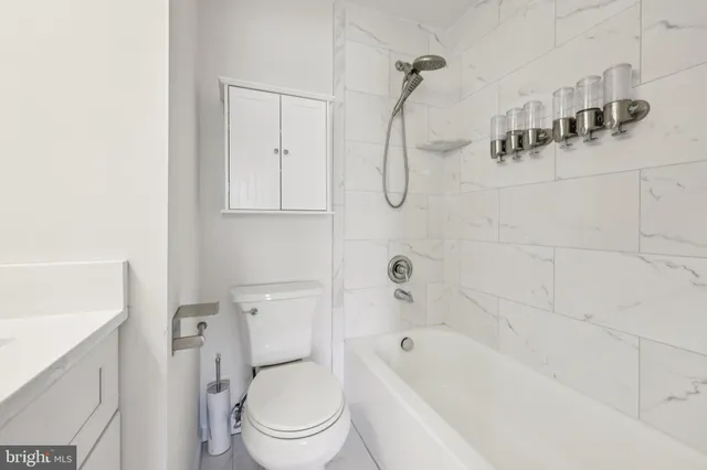 $464,900 | 601 Clearwater Court, Herndon, VA 20170