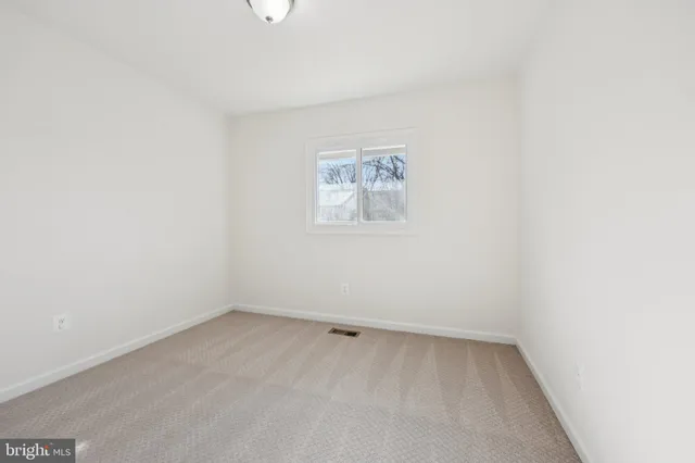 $464,900 | 601 Clearwater Court, Herndon, VA 20170